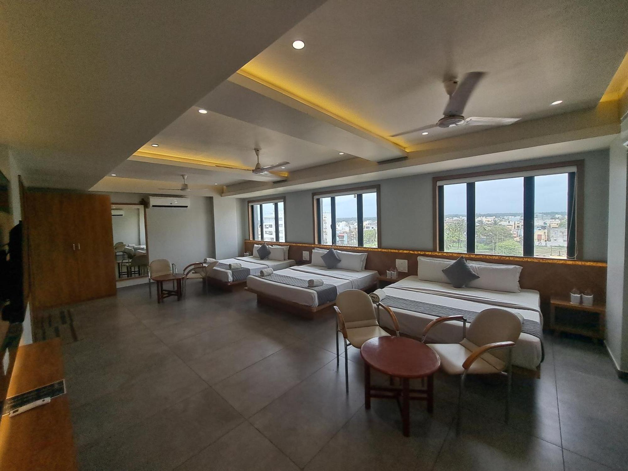 Hotel Om Сомнатг Номер фото